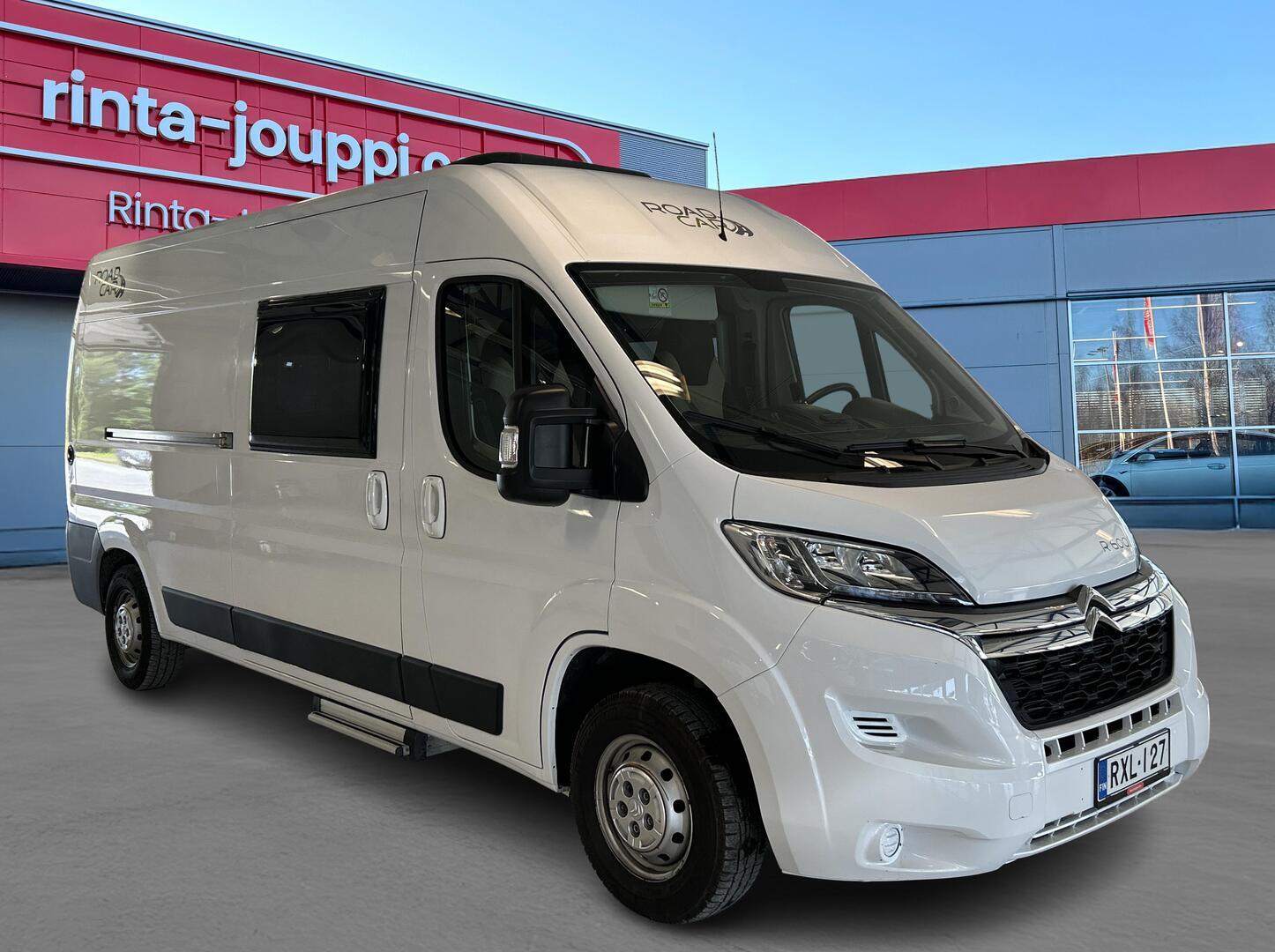 ROADCAR VAN R 600 2021