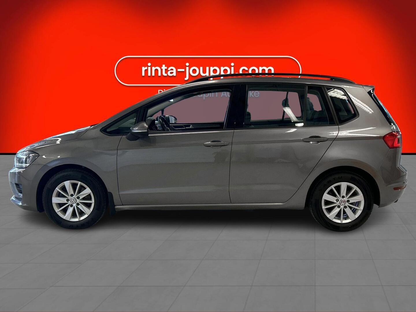 VOLKSWAGEN Golf Sportsvan 2015