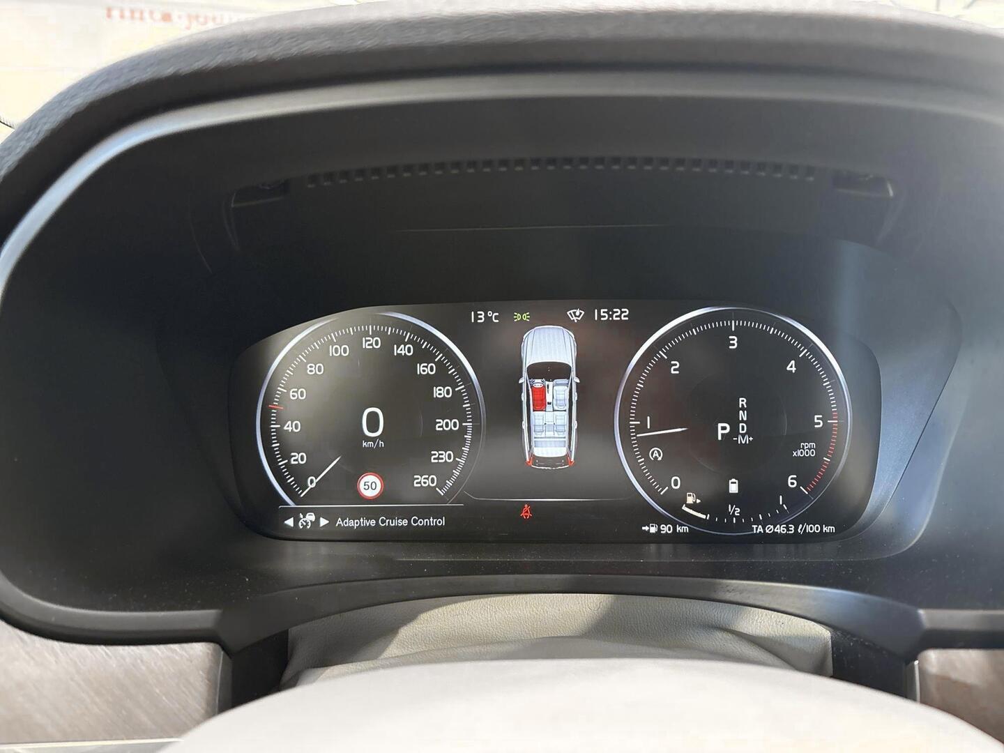 VOLVO V90 2021