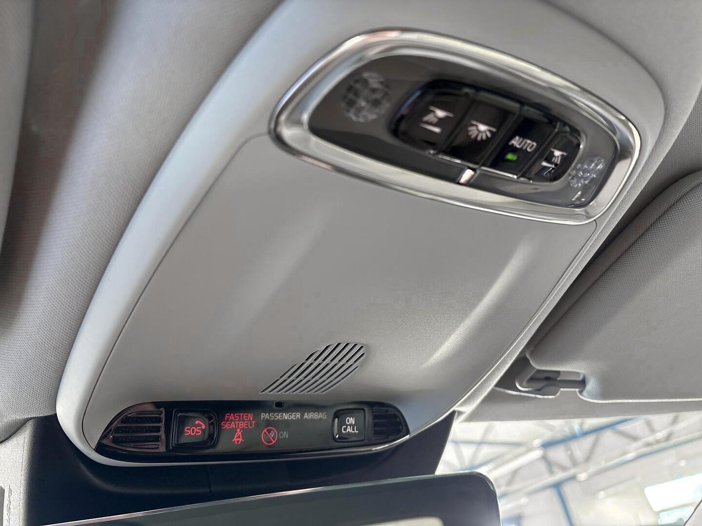 VOLVO V90 2021