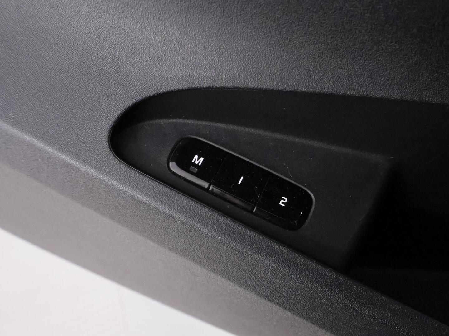 POLESTAR 2 2022