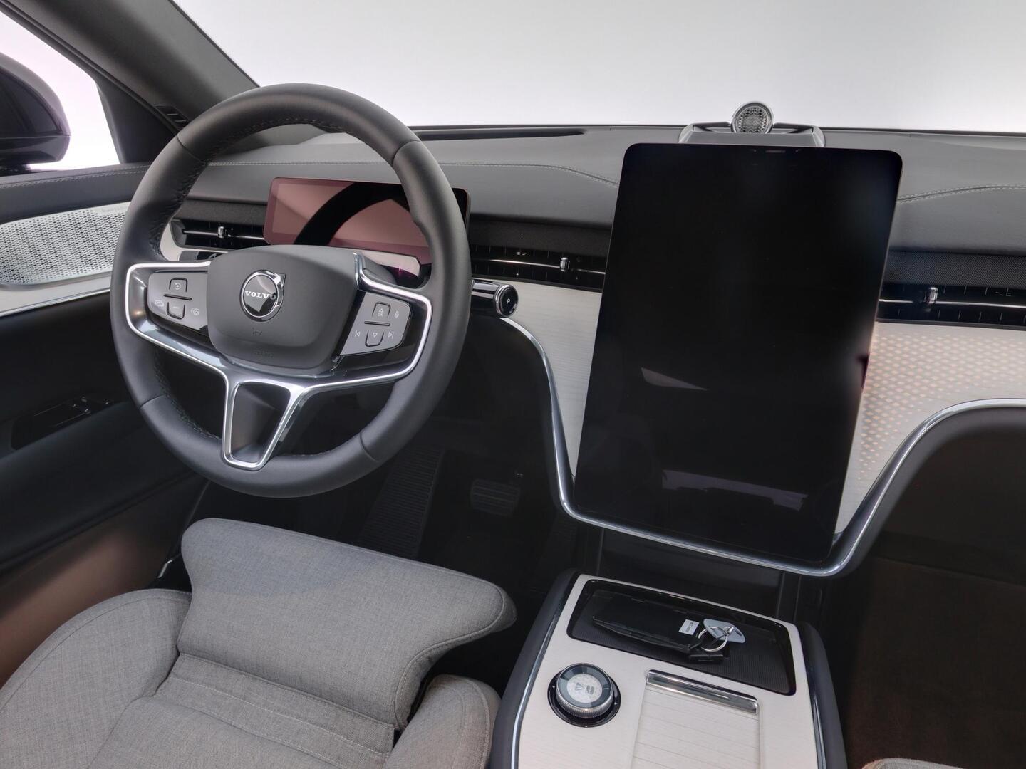 VOLVO EX90 2025
