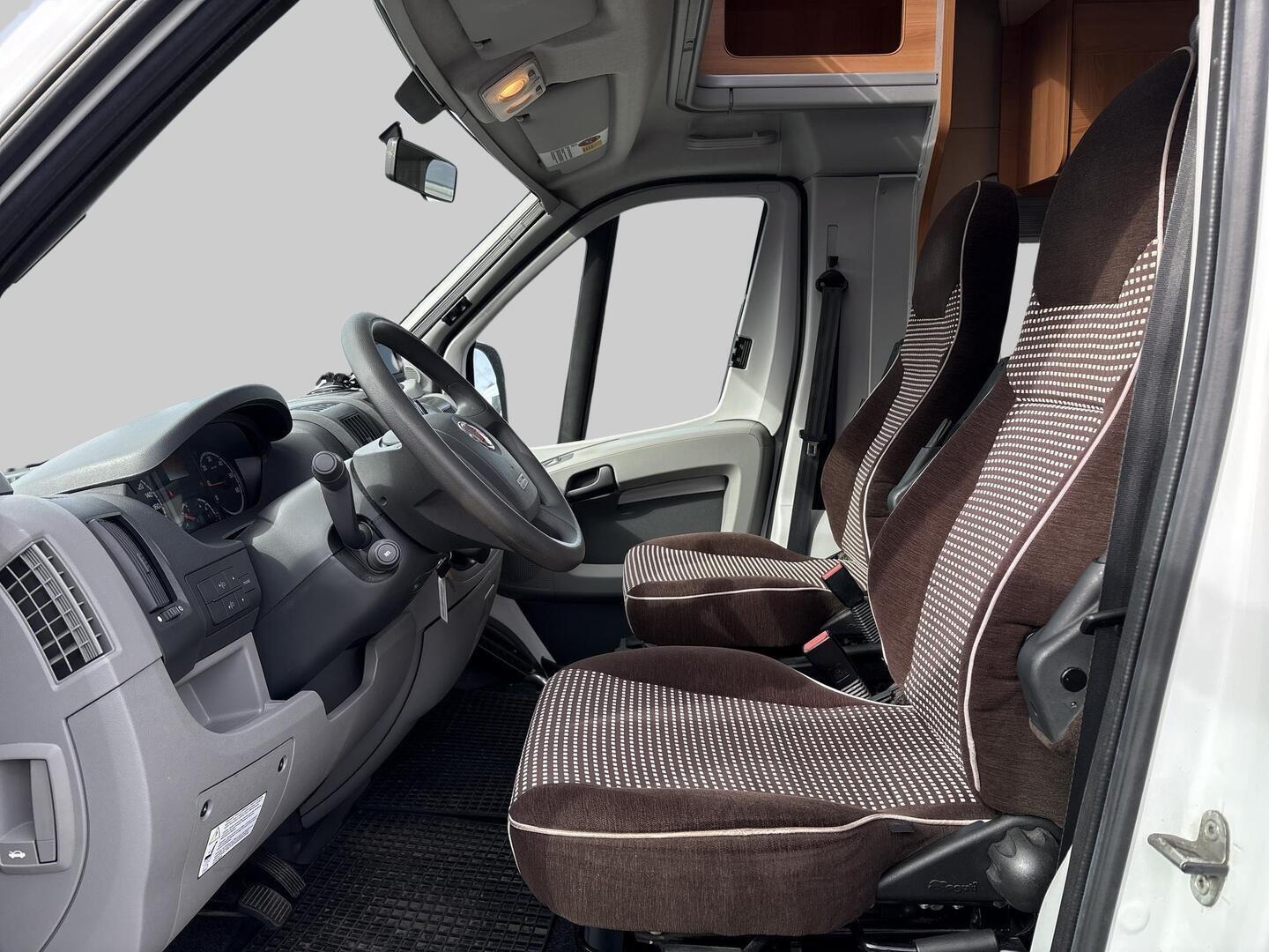 DETHLEFFS Globe 4 2010