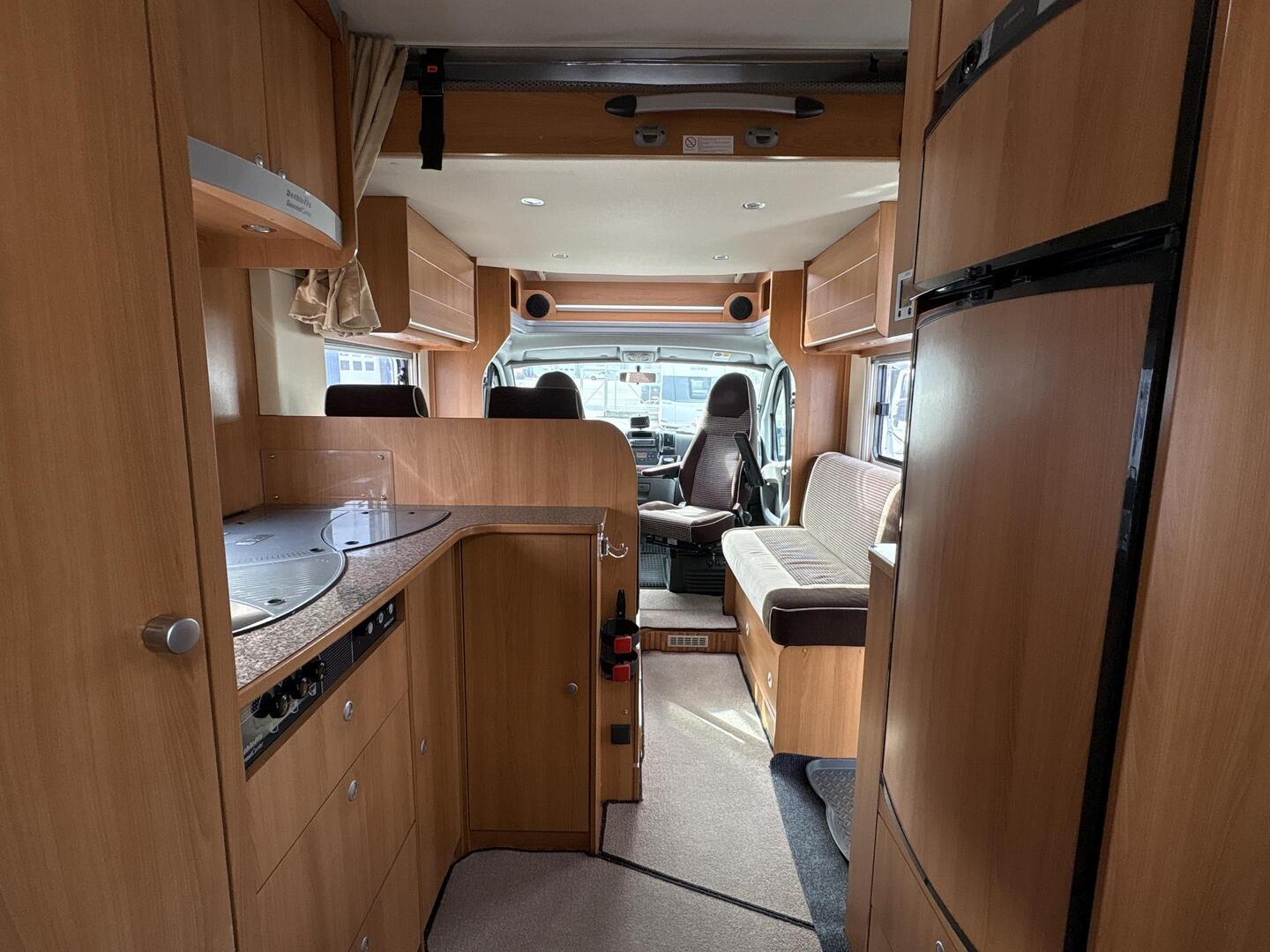 DETHLEFFS Globe 4 2010