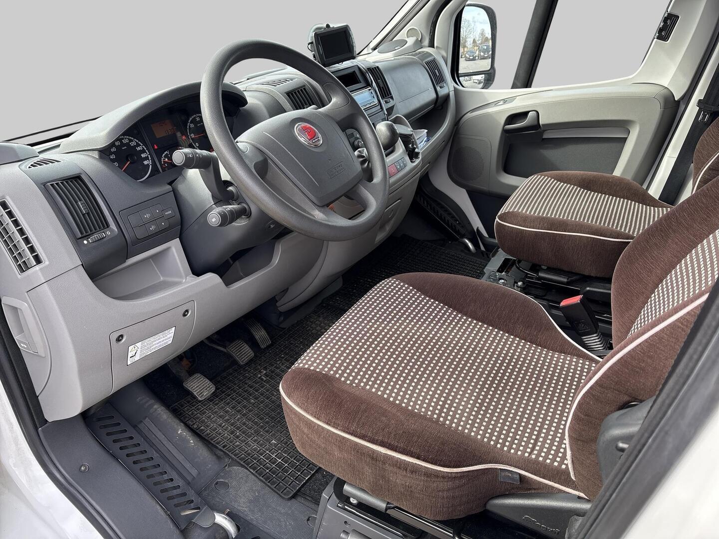 DETHLEFFS Globe 4 2010