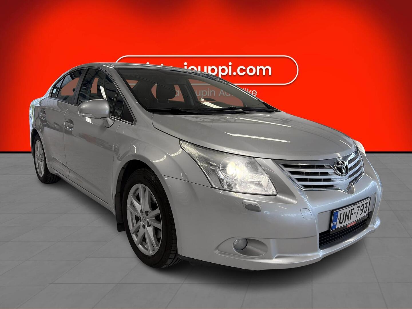 TOYOTA Avensis 2011