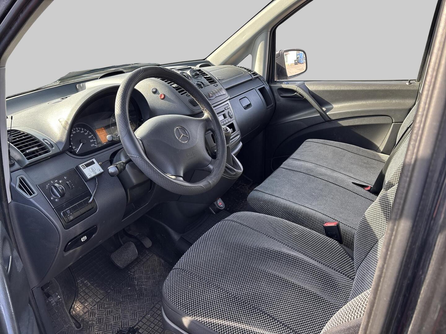 MERCEDES-BENZ Vito 2011