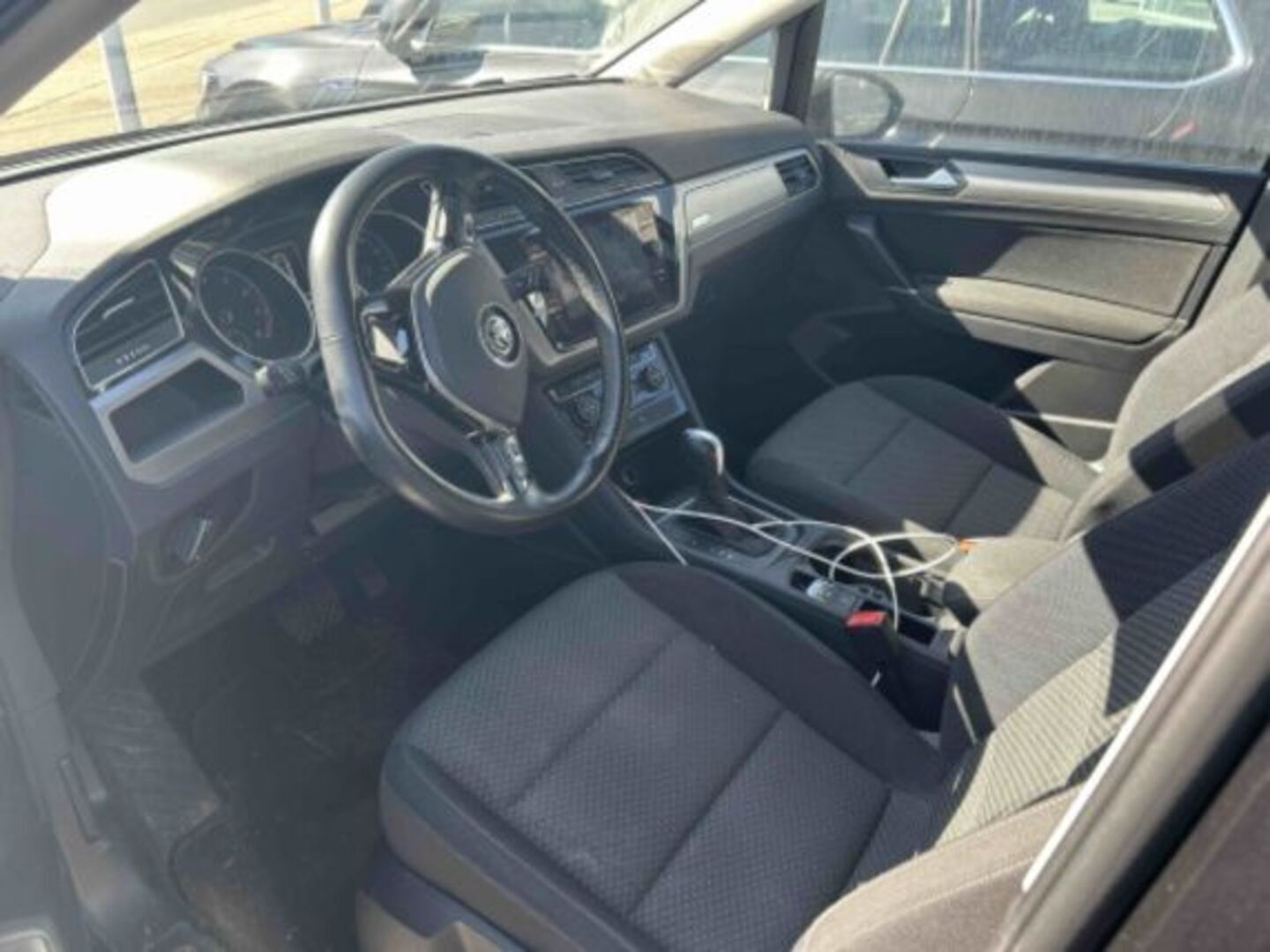 VOLKSWAGEN TOURAN 2019