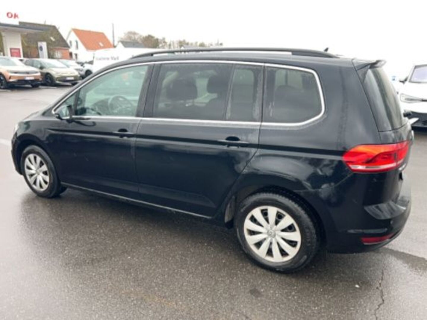 VOLKSWAGEN TOURAN 2019