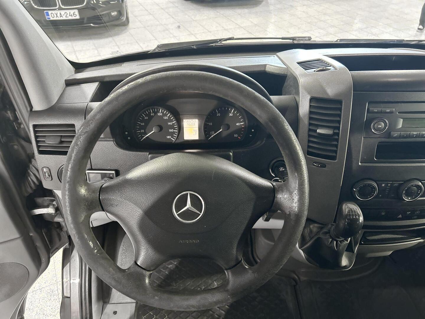 MERCEDES-BENZ Sprinter 2011