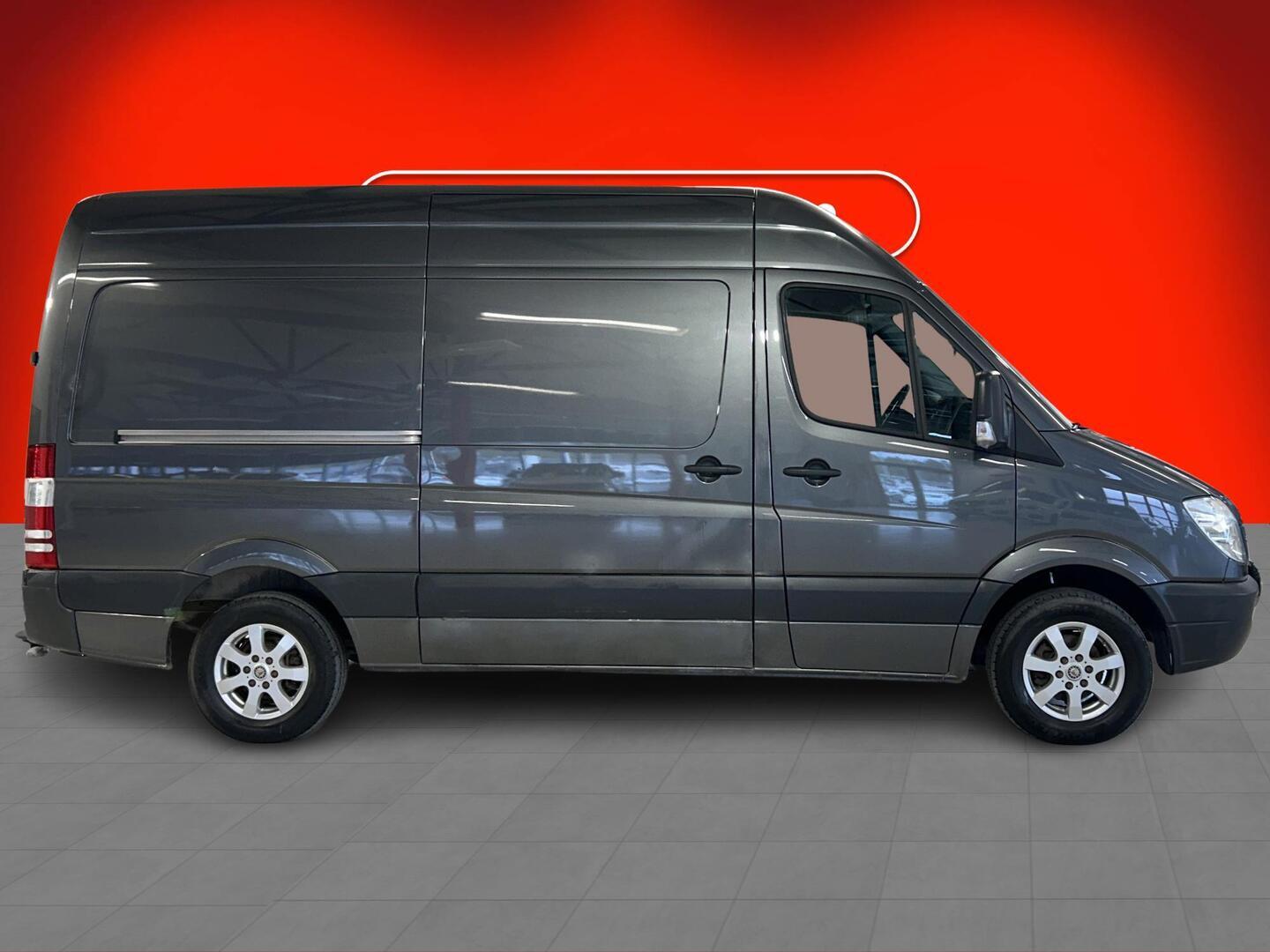 MERCEDES-BENZ Sprinter 2011