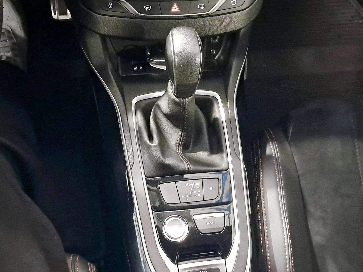 PEUGEOT 308 2016