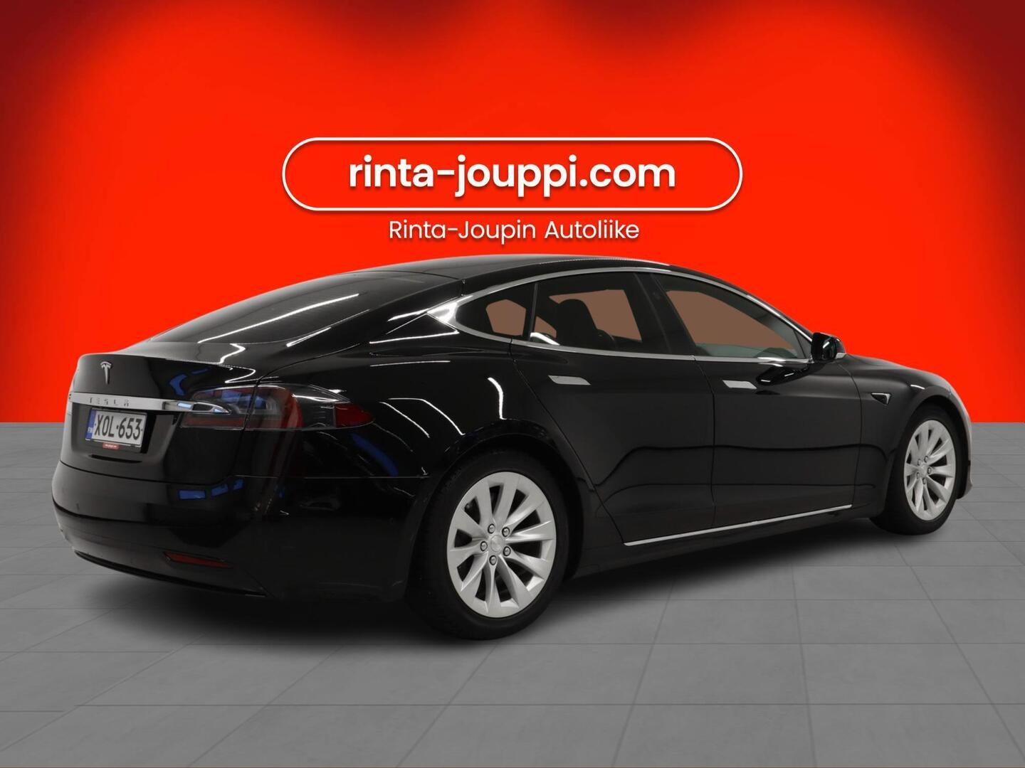 TESLA Model S 2019