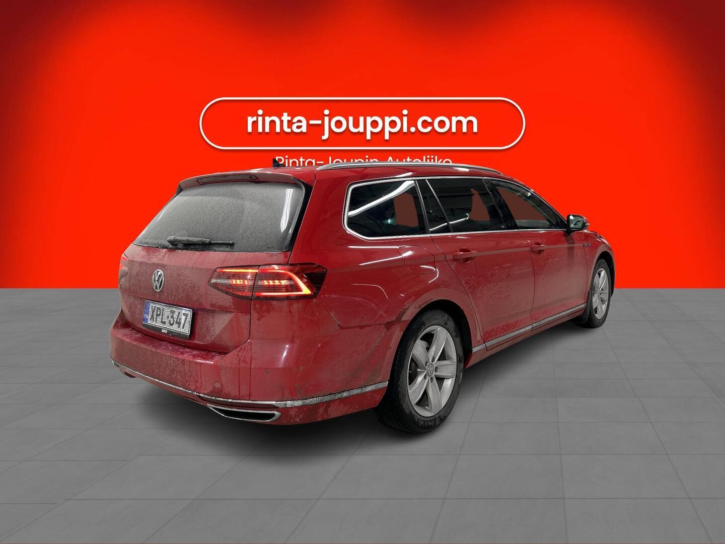 VOLKSWAGEN Passat 2018