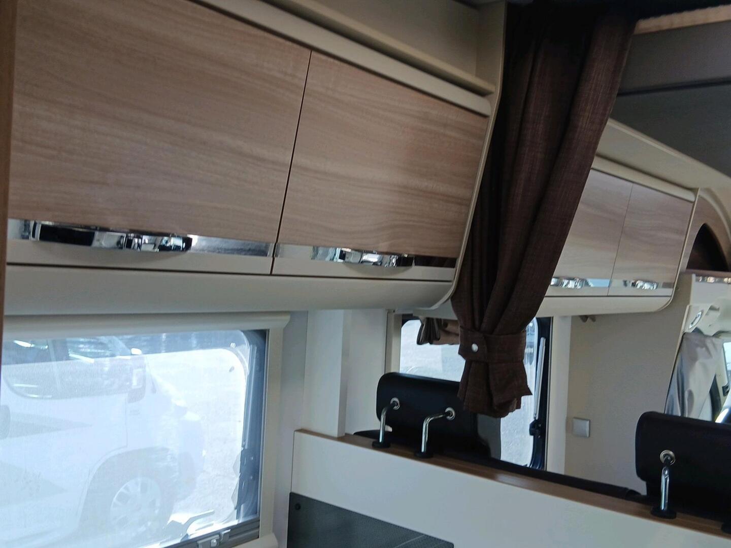 ADRIA Matrix M 650 SF 2015