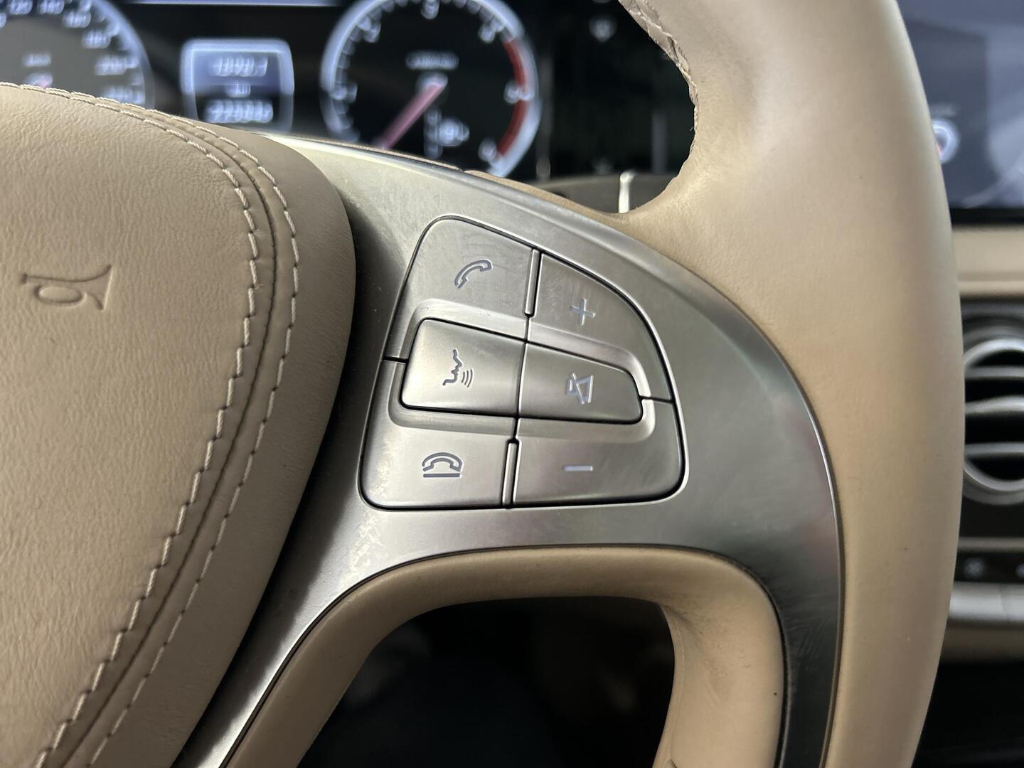 MERCEDES-BENZ S 2013