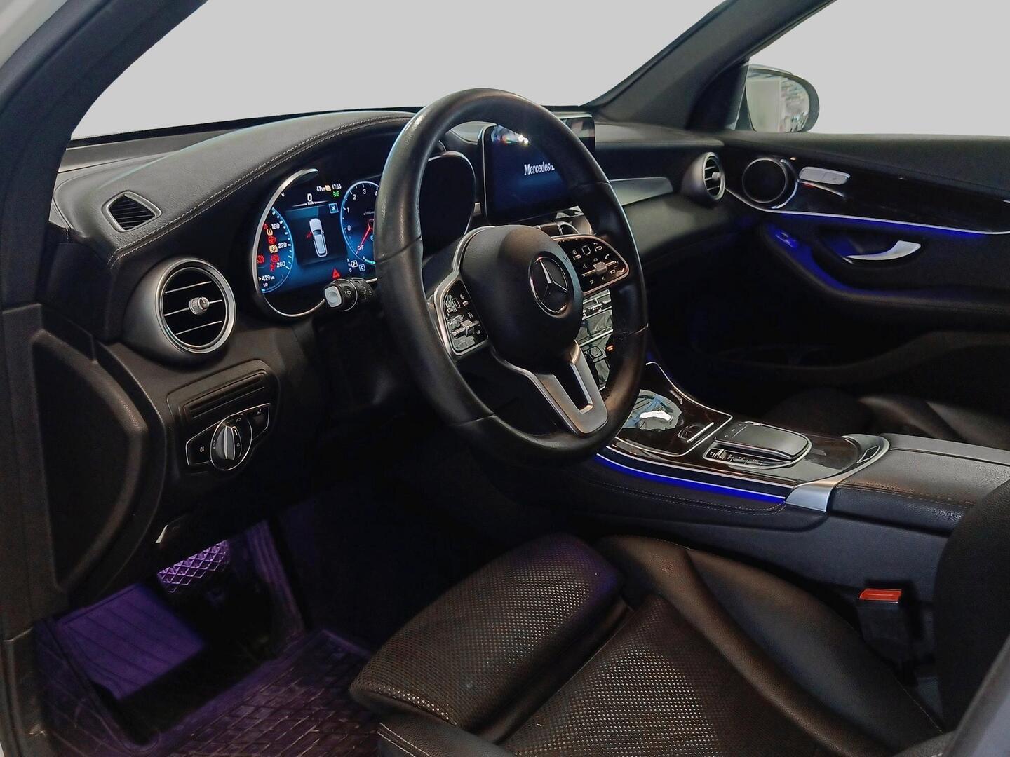 MERCEDES-BENZ GLC 2021
