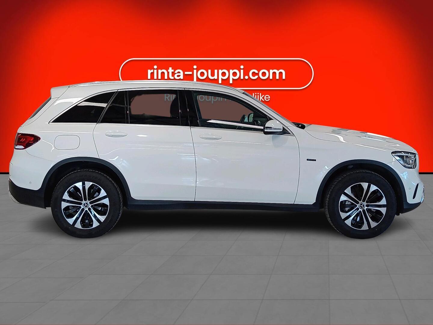 MERCEDES-BENZ GLC 2021