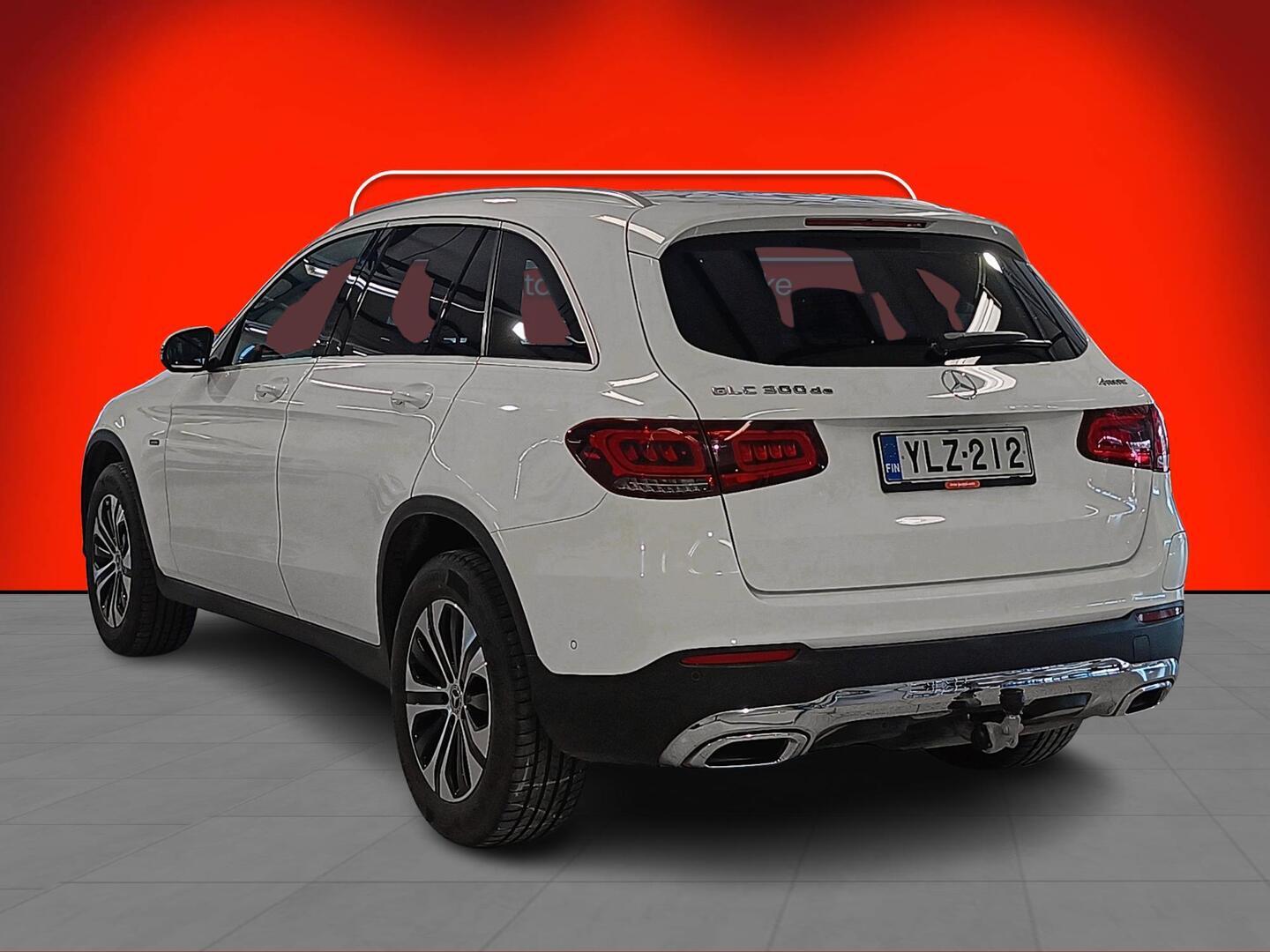 MERCEDES-BENZ GLC 2021