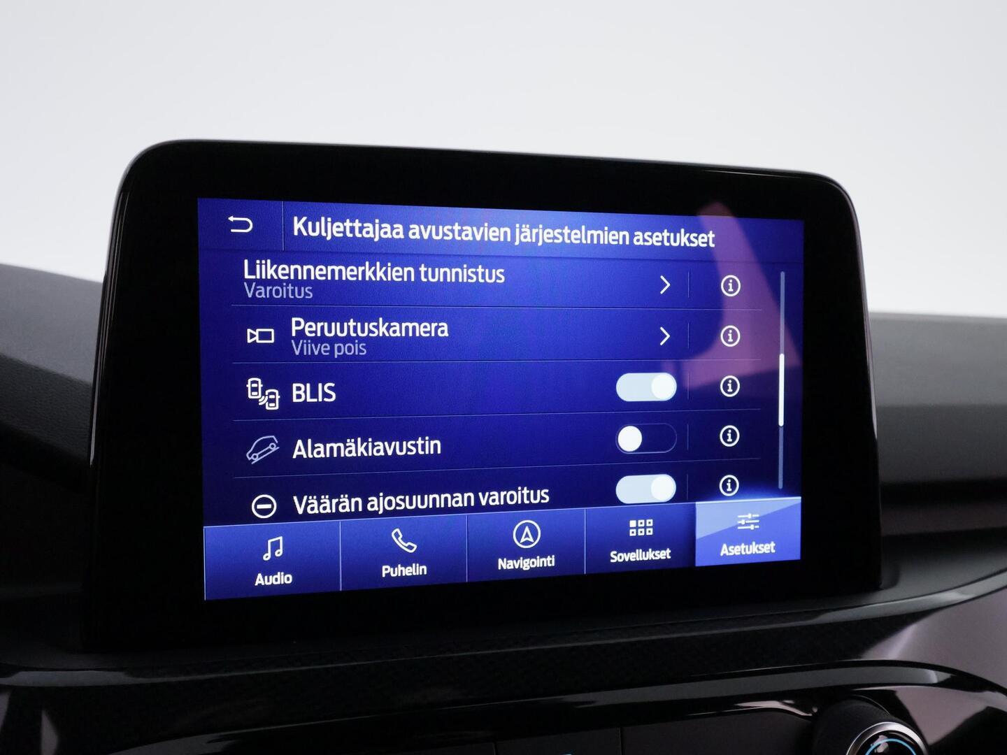 FORD KUGA 2023