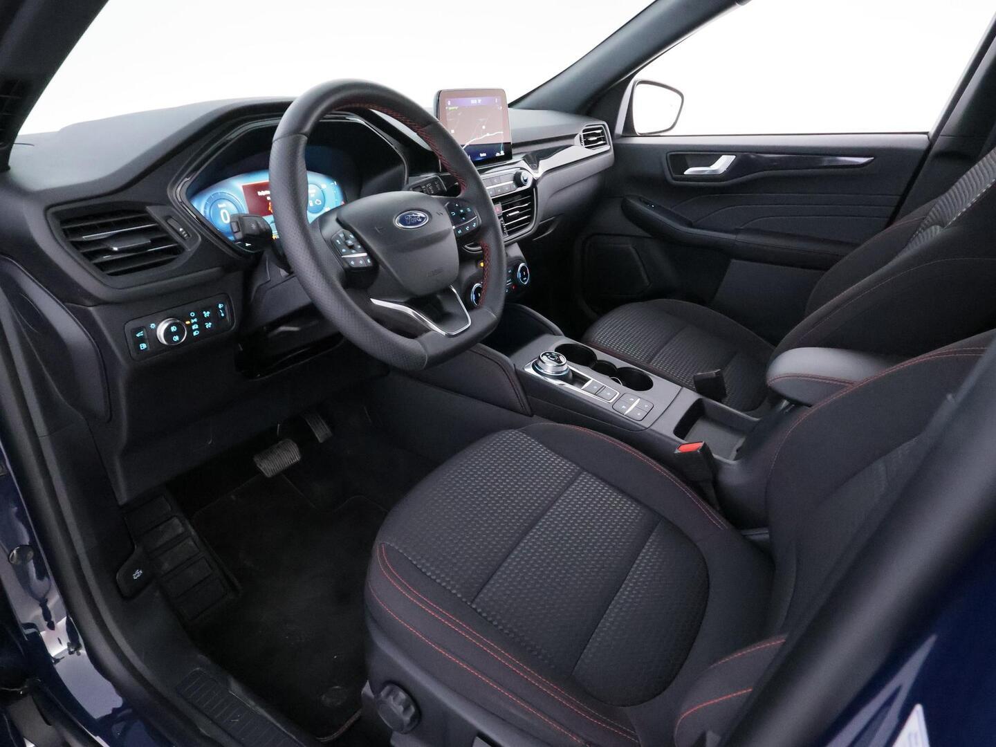 FORD KUGA 2023