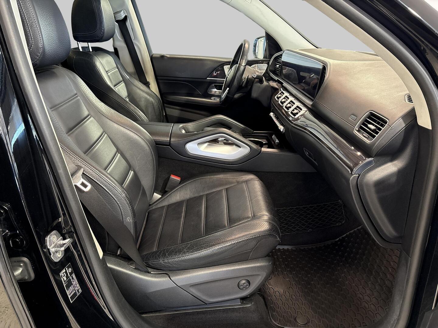 MERCEDES-BENZ GLS 2020