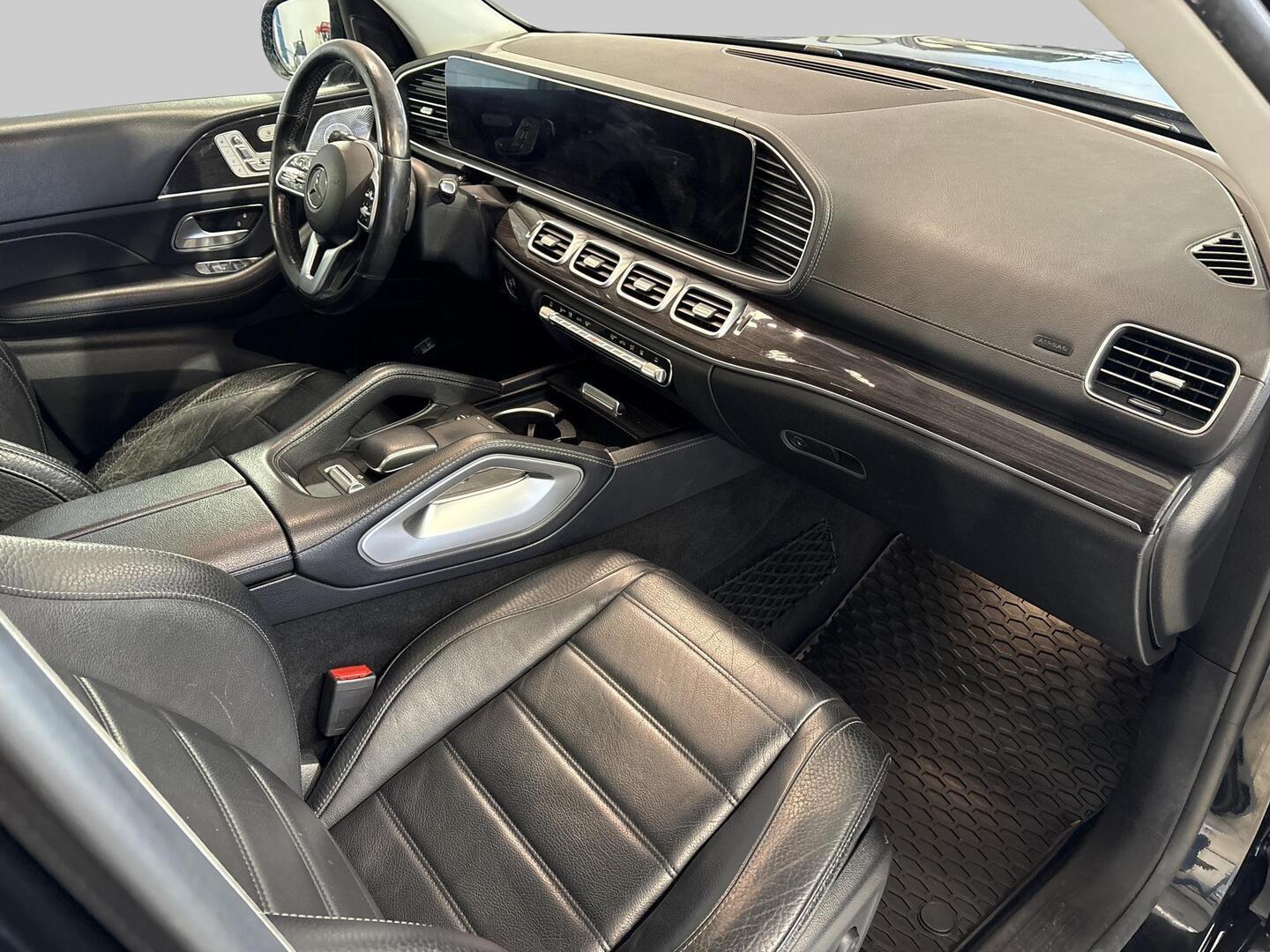 MERCEDES-BENZ GLS 2020