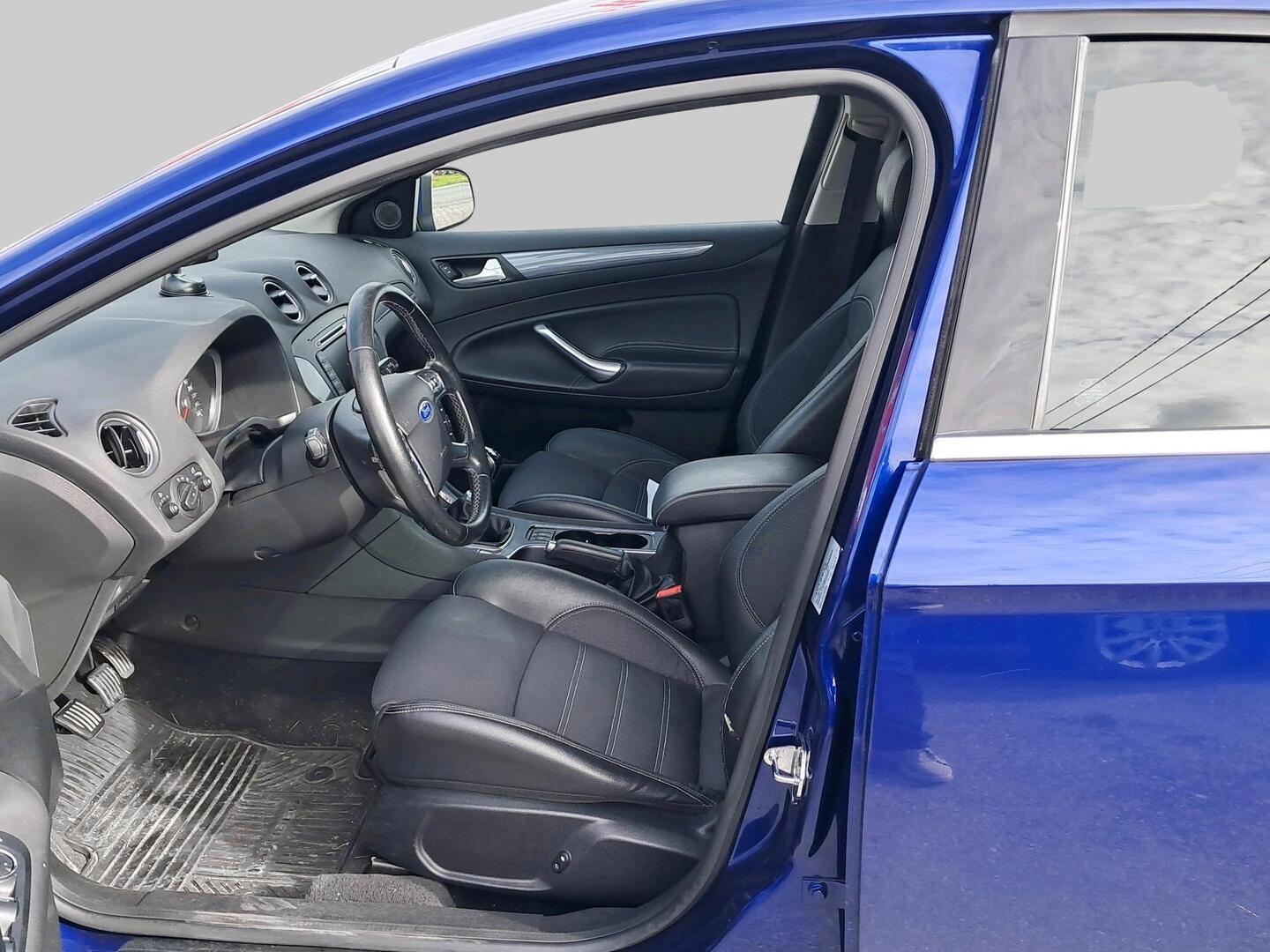 FORD Mondeo 2014