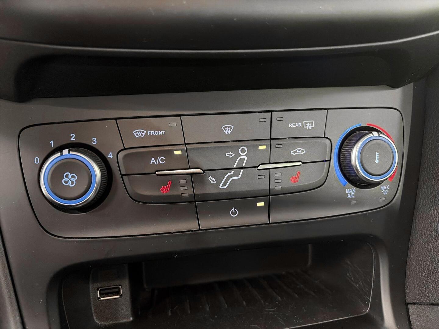 FORD Focus 2015