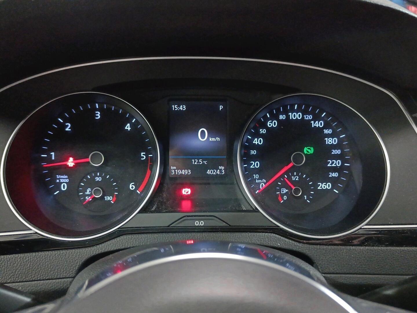 VOLKSWAGEN Passat 2017