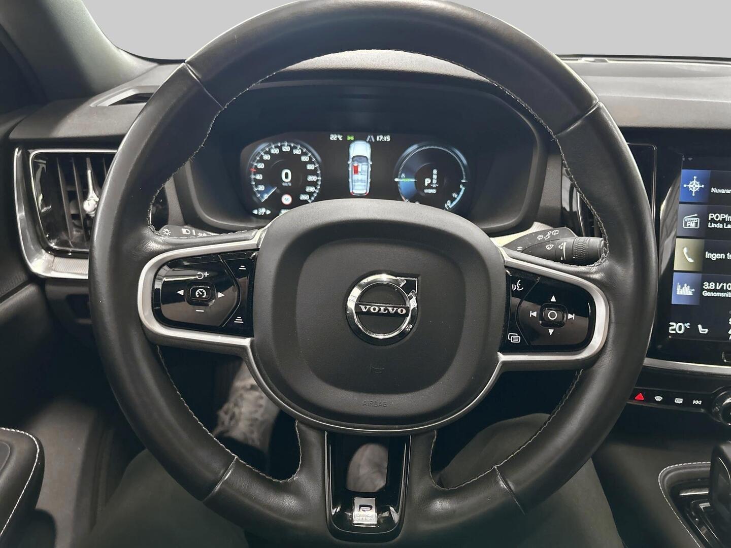 VOLVO V60 2020