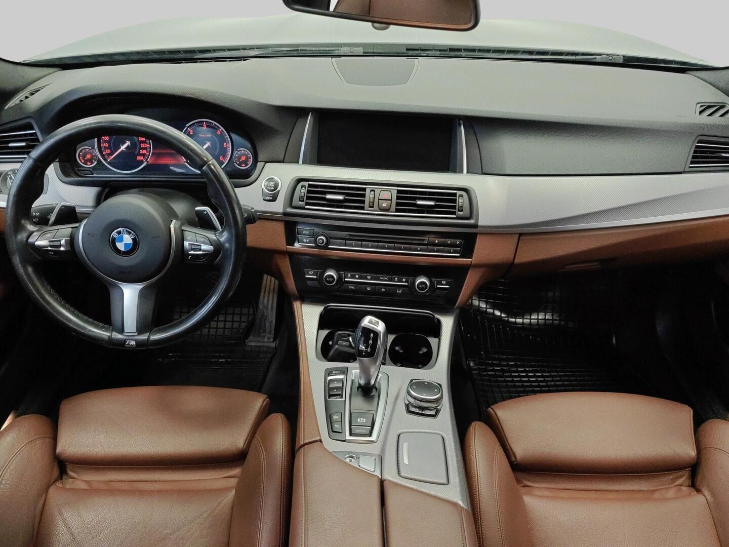 BMW 520 2013