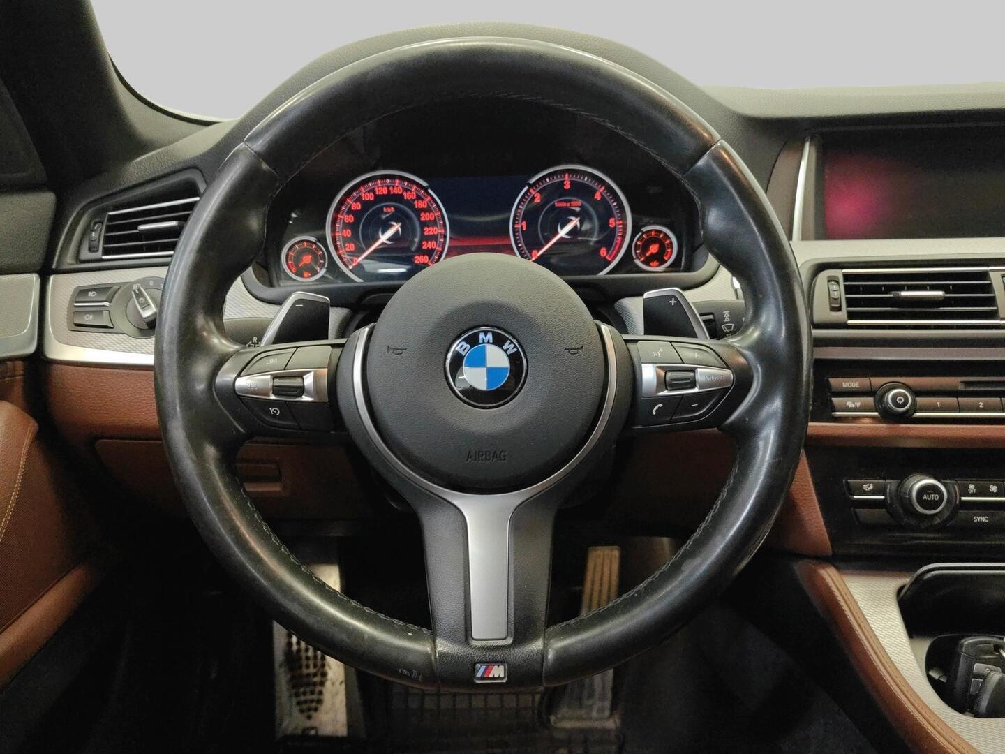 BMW 520 2013
