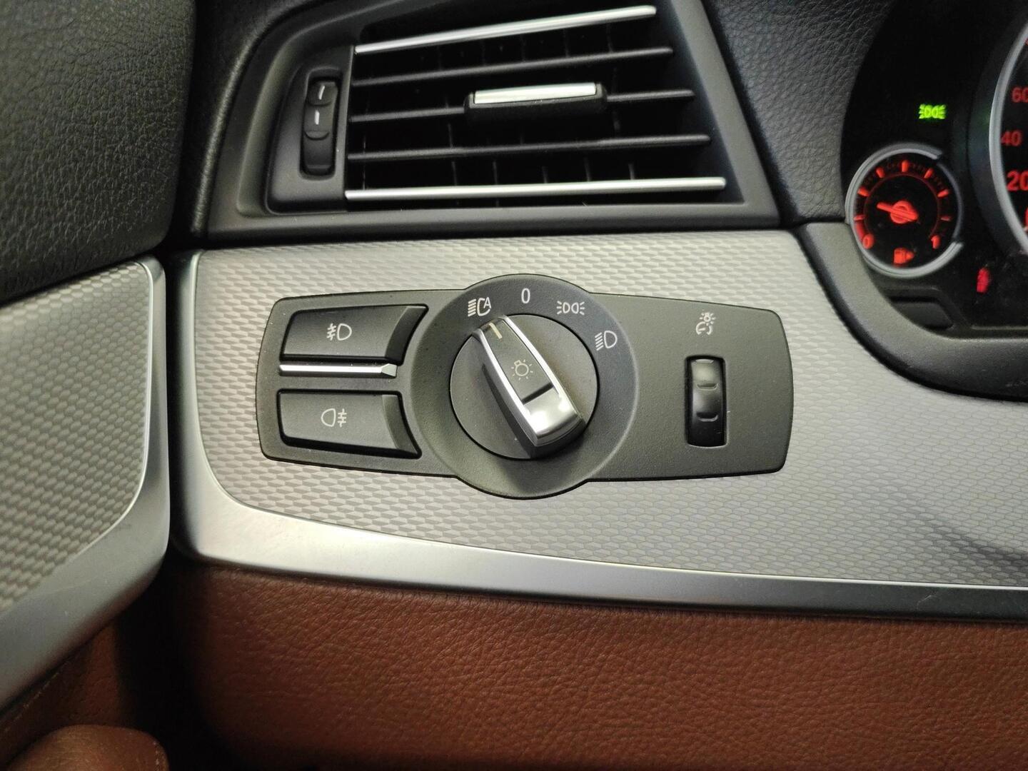 BMW 520 2013