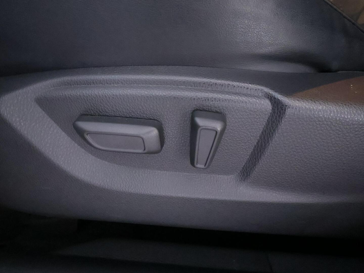 MITSUBISHI ECLIPSE CROSS 2023