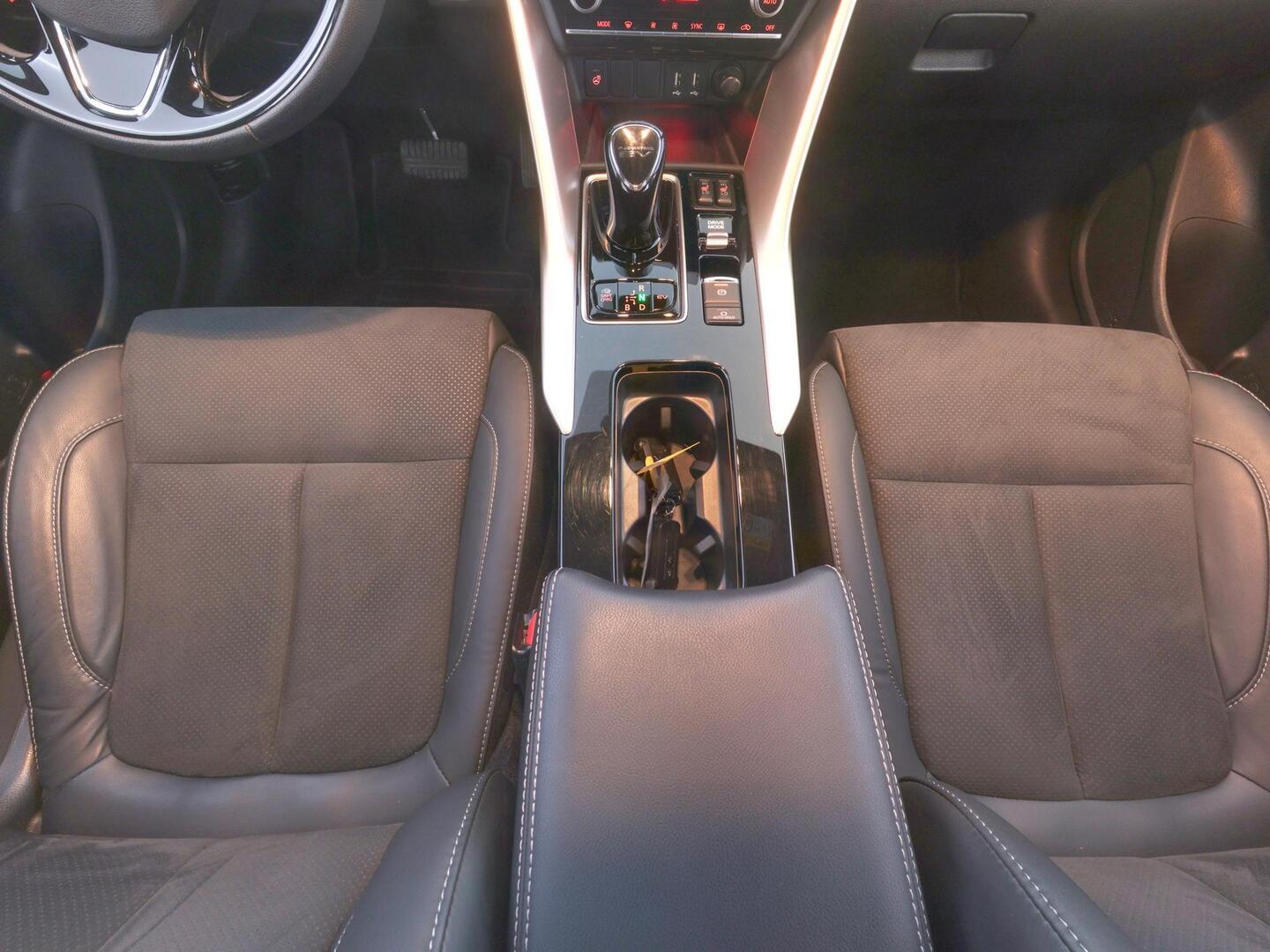 MITSUBISHI ECLIPSE CROSS 2023