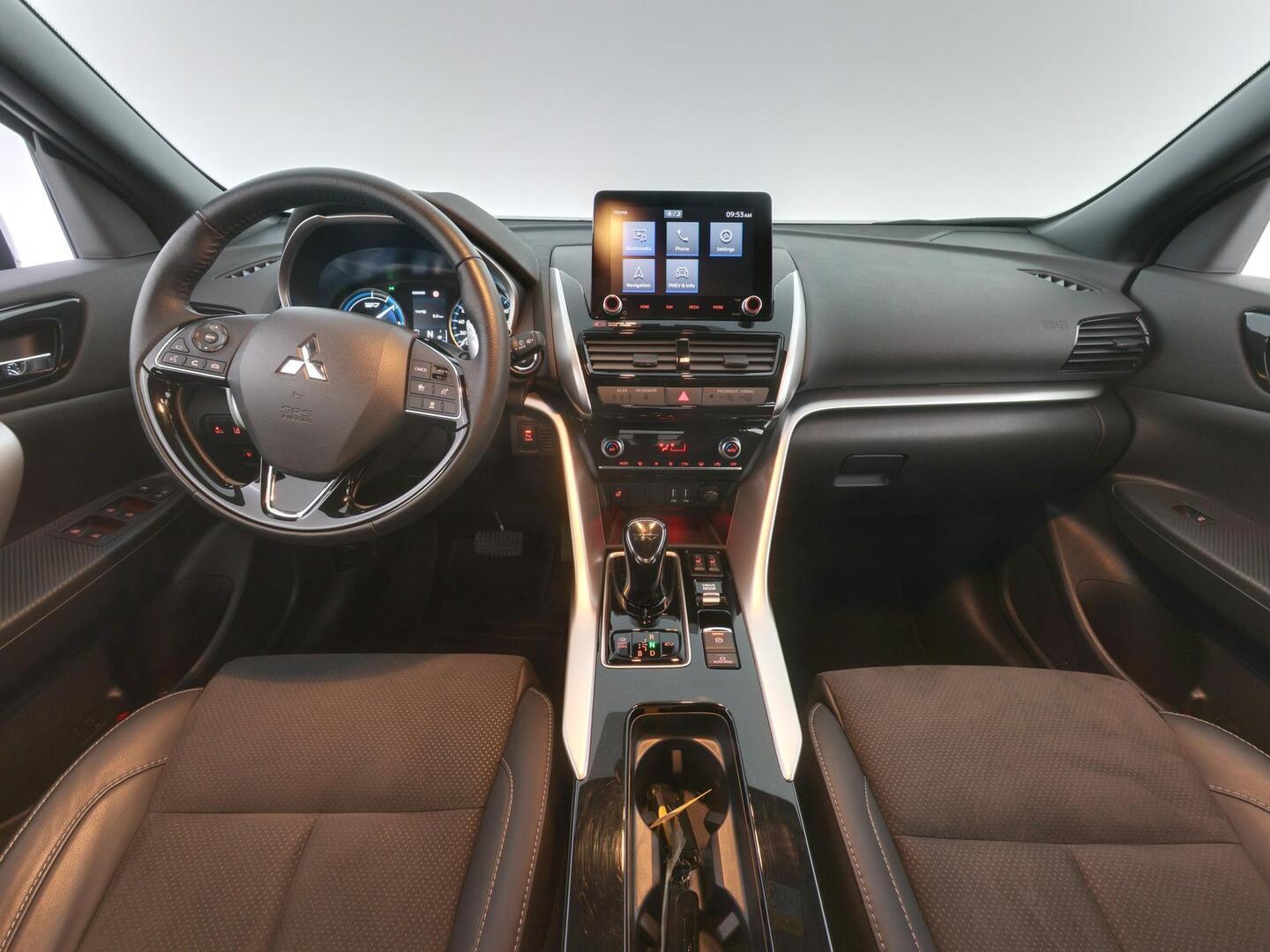 MITSUBISHI ECLIPSE CROSS 2023