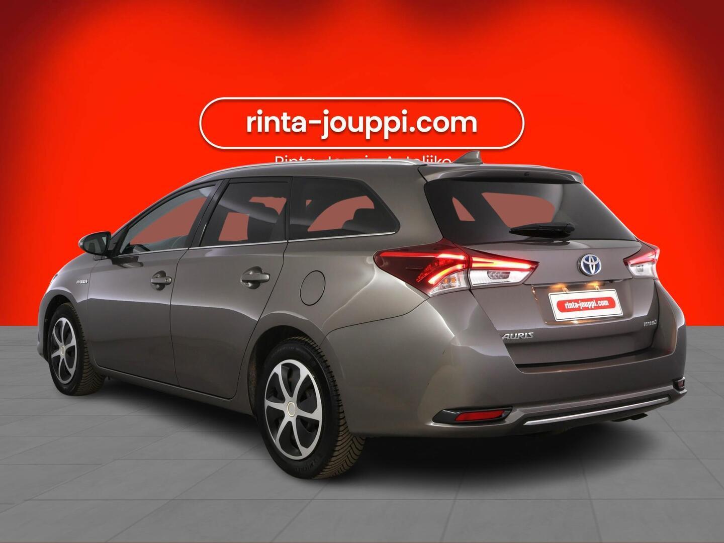 TOYOTA AURIS 2018