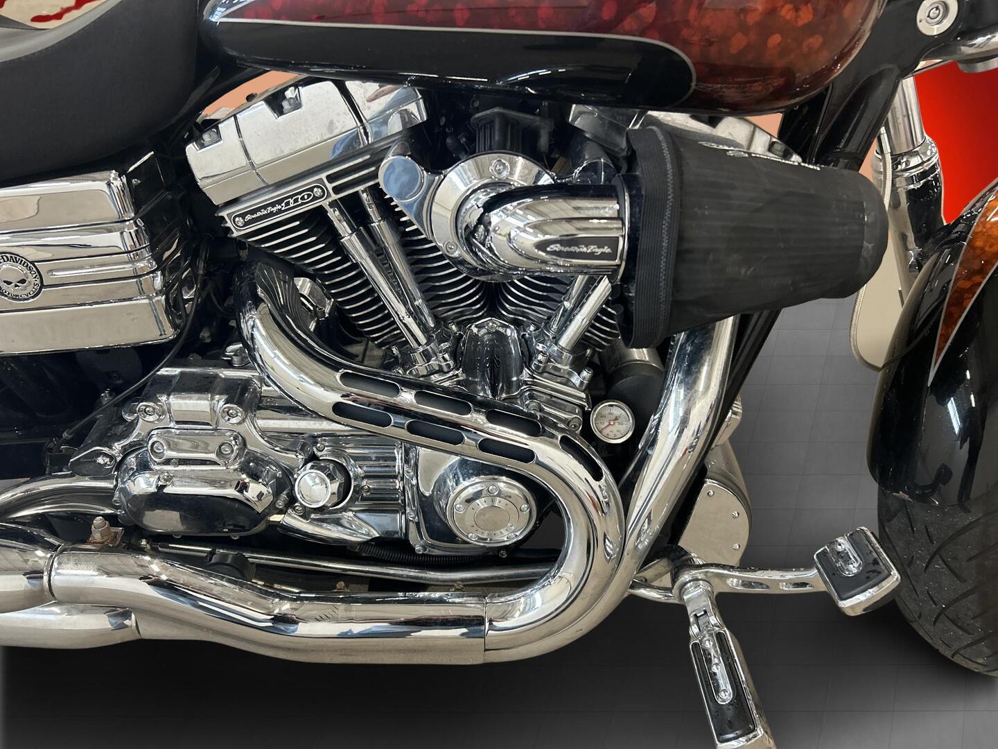 HARLEY-DAVIDSON CVO 2010