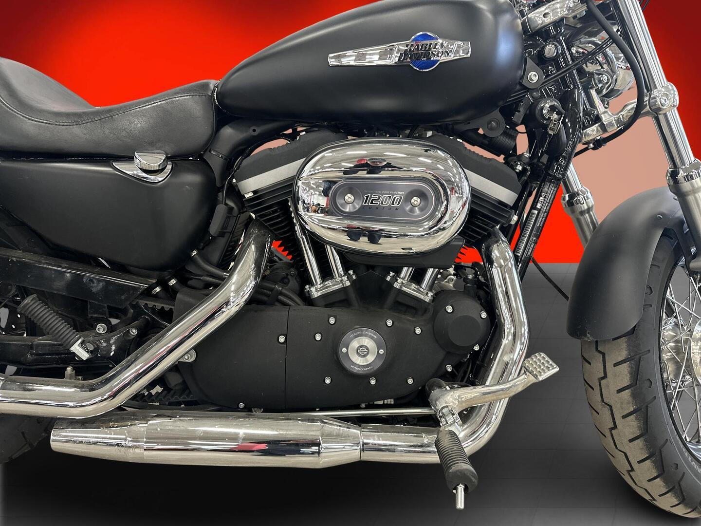 HARLEY-DAVIDSON SPORTSTER 2013