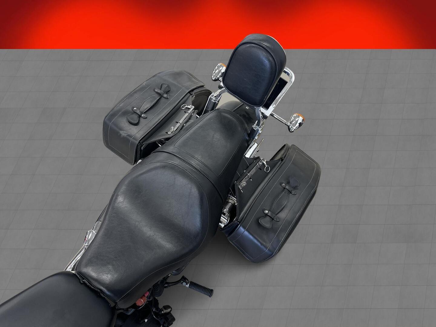 HARLEY-DAVIDSON SPORTSTER 2013