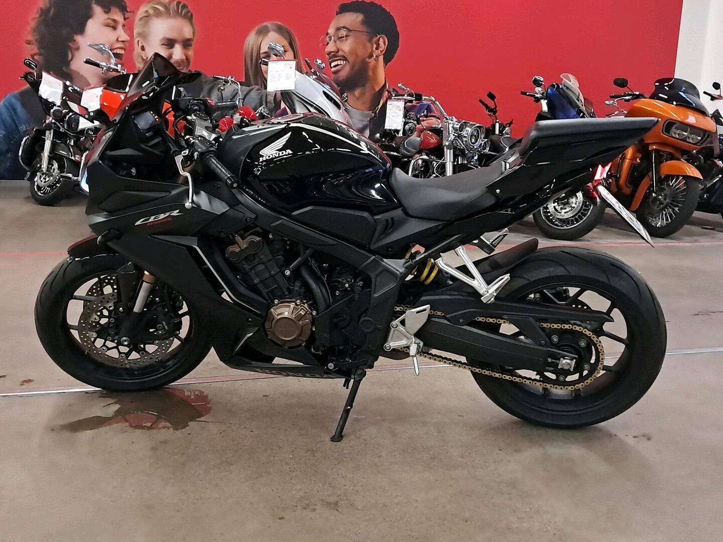 HONDA CBR 2021