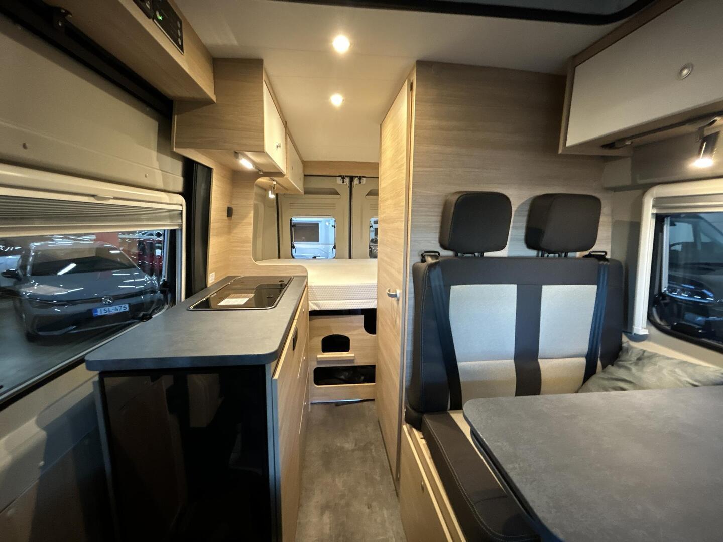 ROADCAR 540 Plus 2025