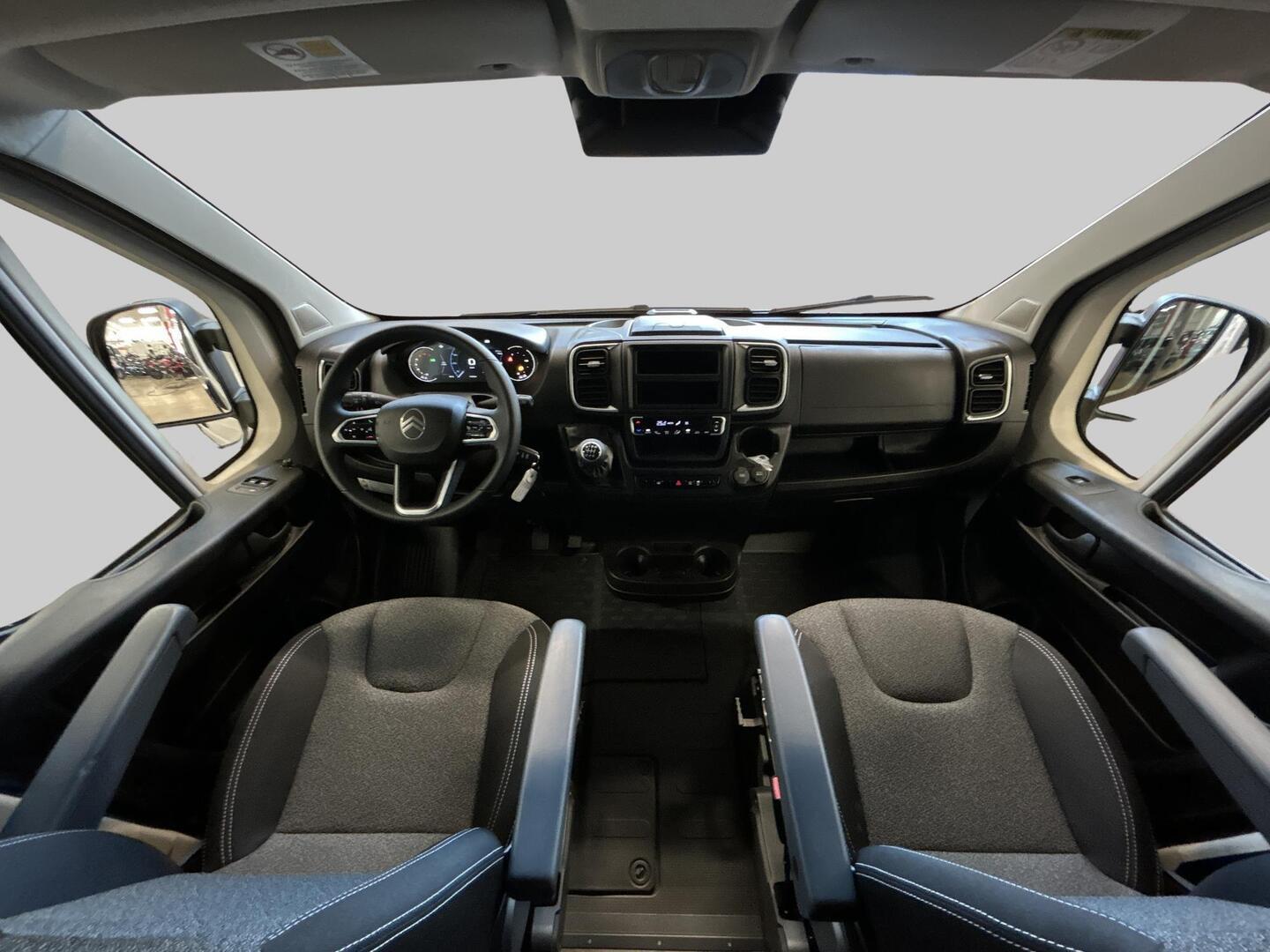 ROADCAR 540 Plus 2025