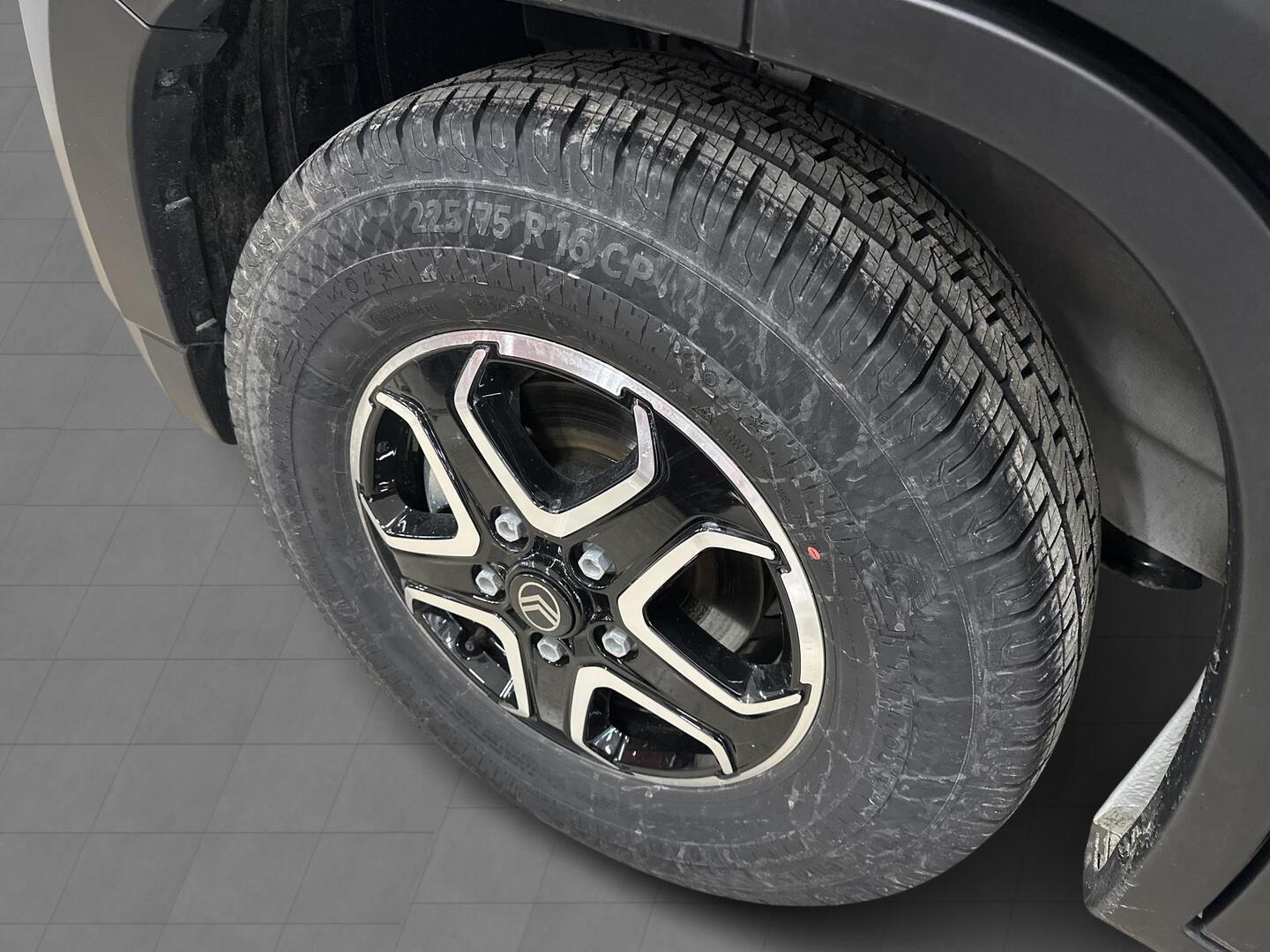 PÖSSL ROADCRUISER 2025