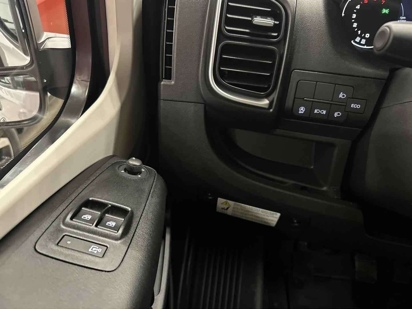 PÖSSL ROADCRUISER 2025