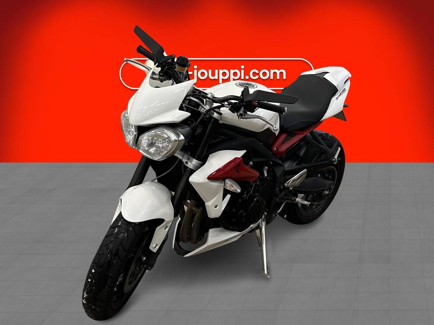 TRIUMPH STREET TRIPLE 2015