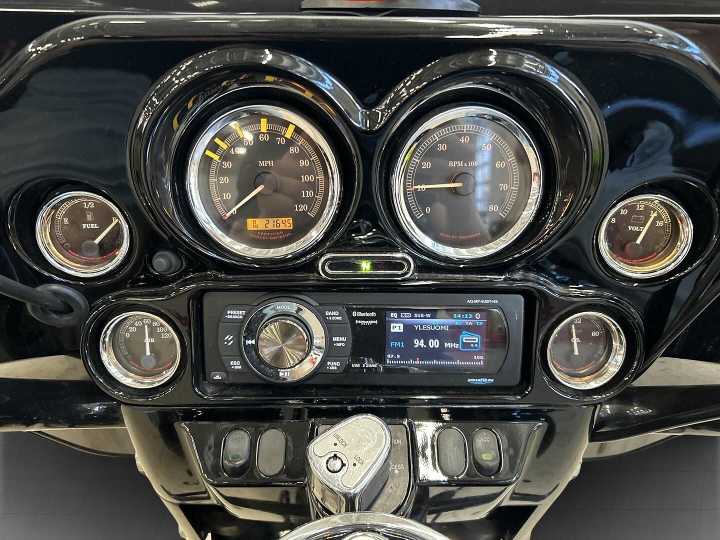 HARLEY-DAVIDSON TOURING 2006