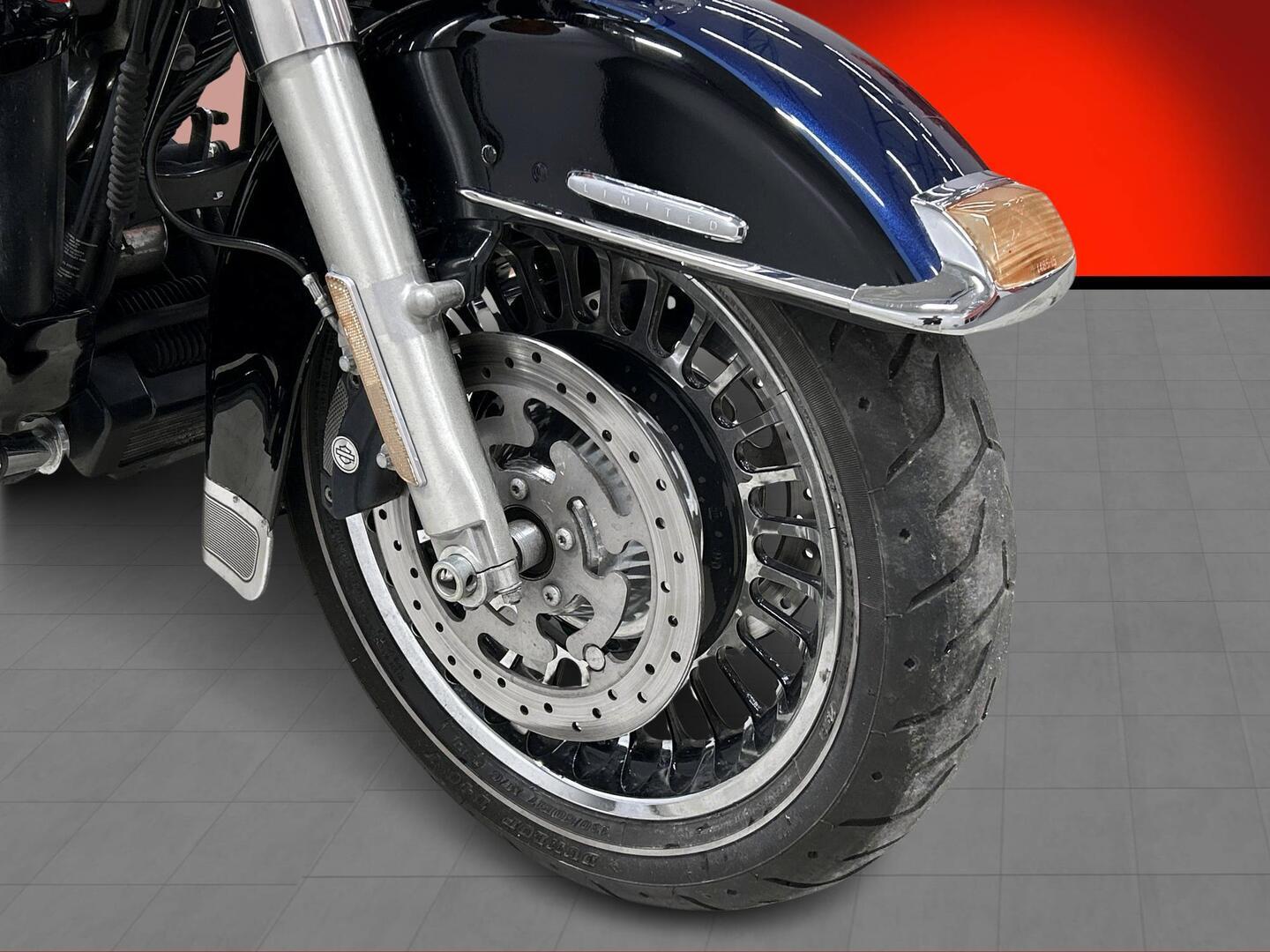 HARLEY-DAVIDSON Touring 2012