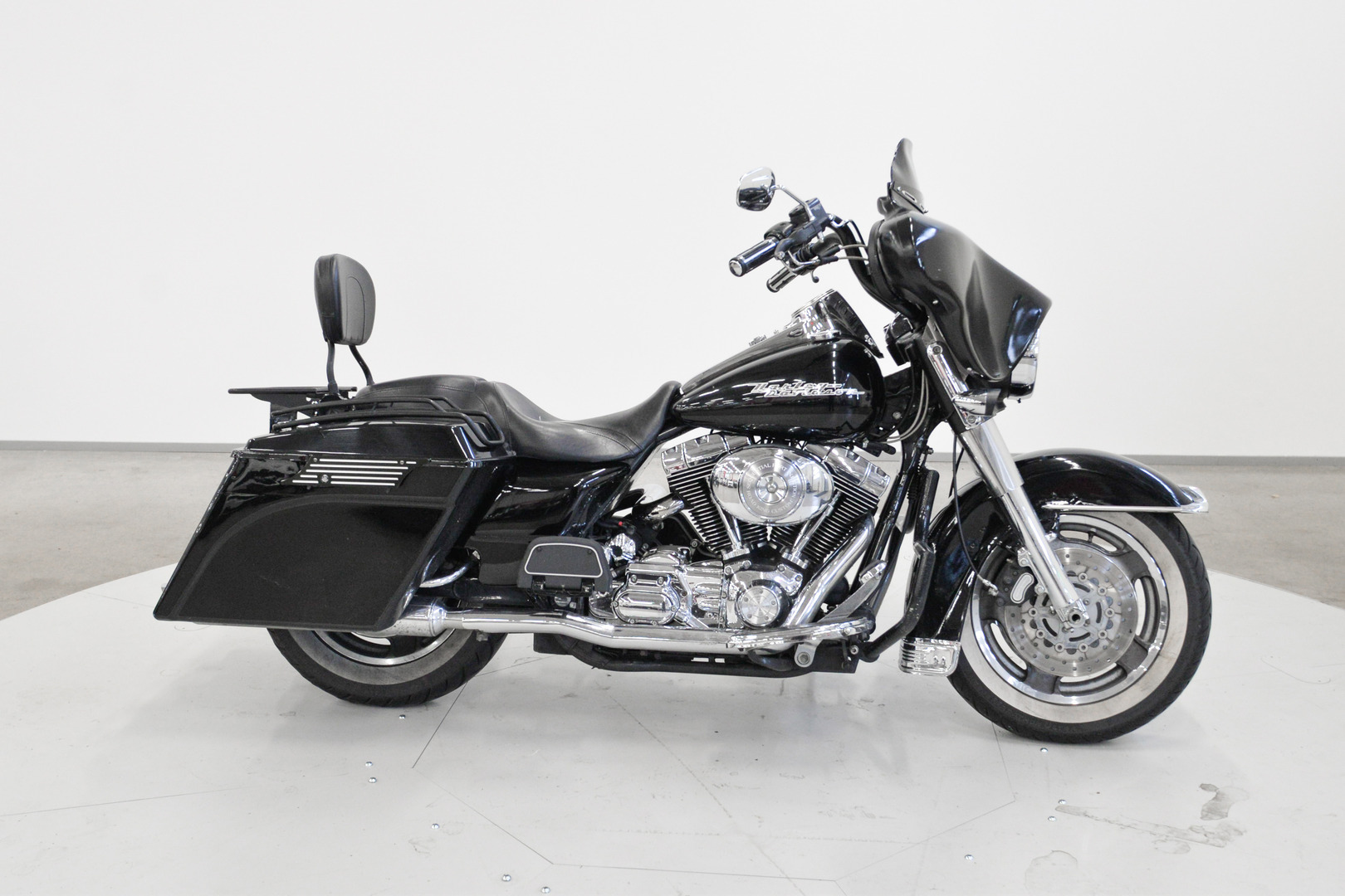 HARLEY-DAVIDSON TOURING 2005